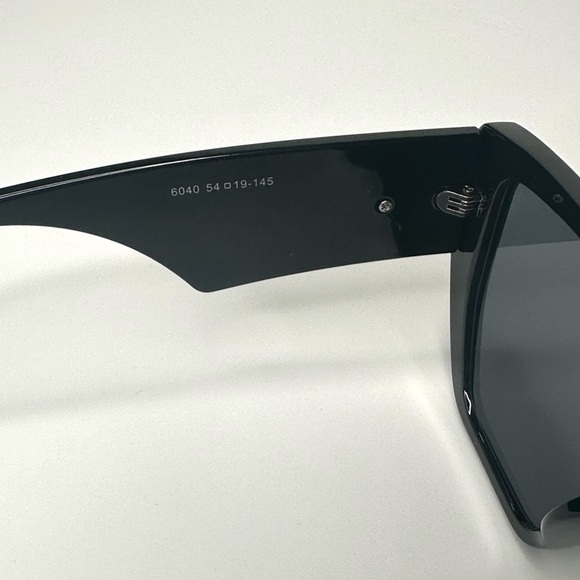 Gucci Oversized Square Acetate Sunglasses